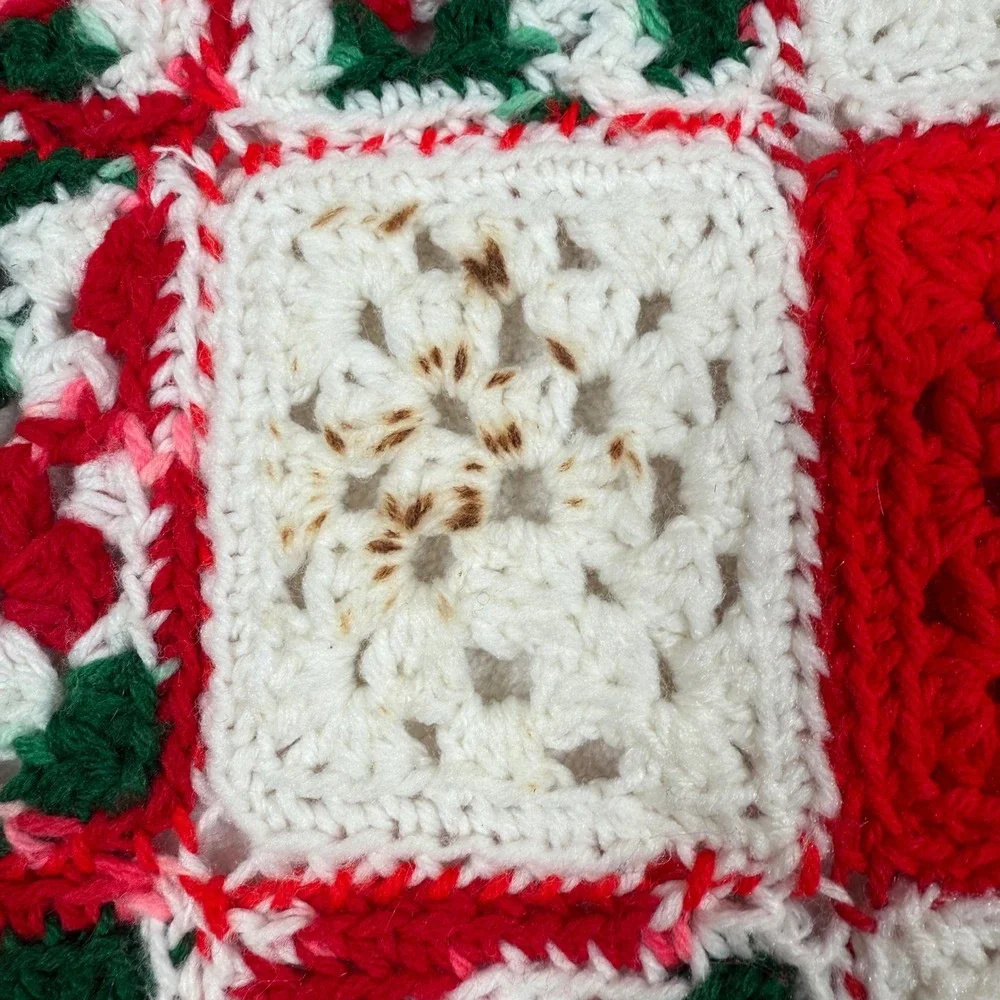 Handmade Crocheted Christmas Granny Square‎ Throw Blanket Red White Green